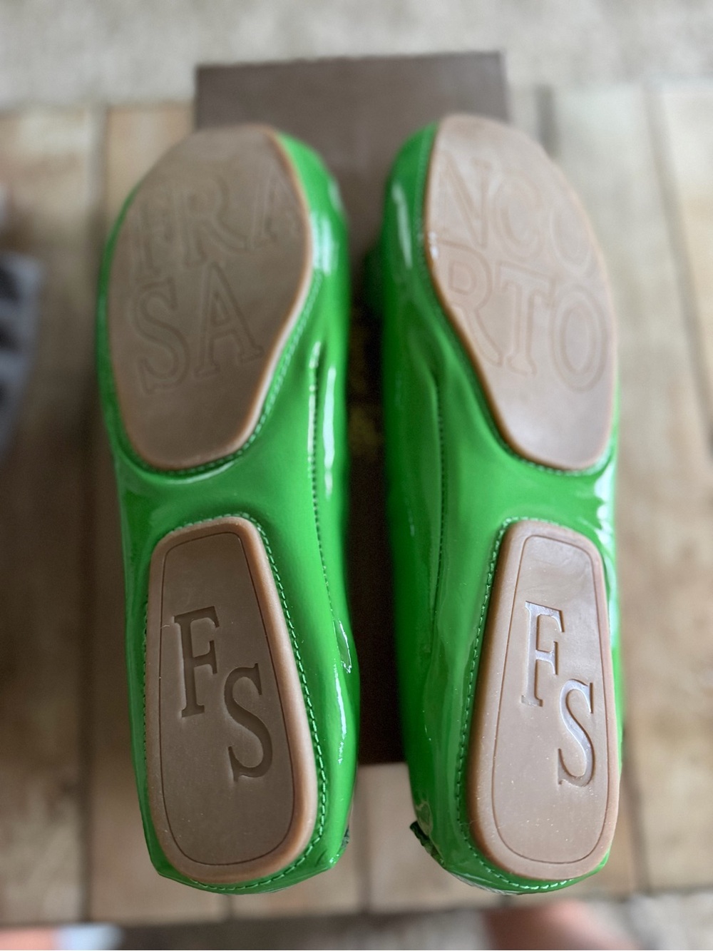 Franco Sarto Green Patent Loafers with Gold Horsebit - Picture 5 of 6